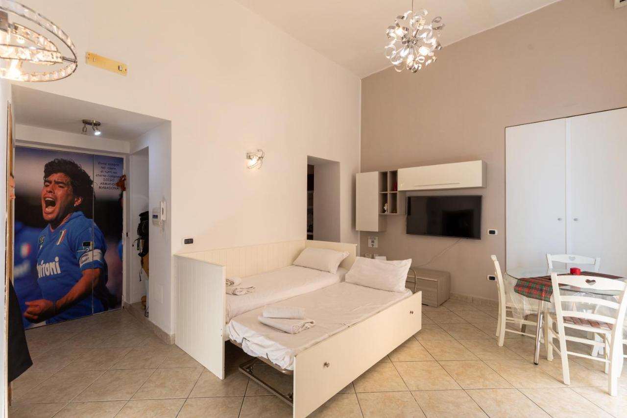 Apartment With Sea View With 2 Lifts Above Montesanto! Naples Extérieur photo