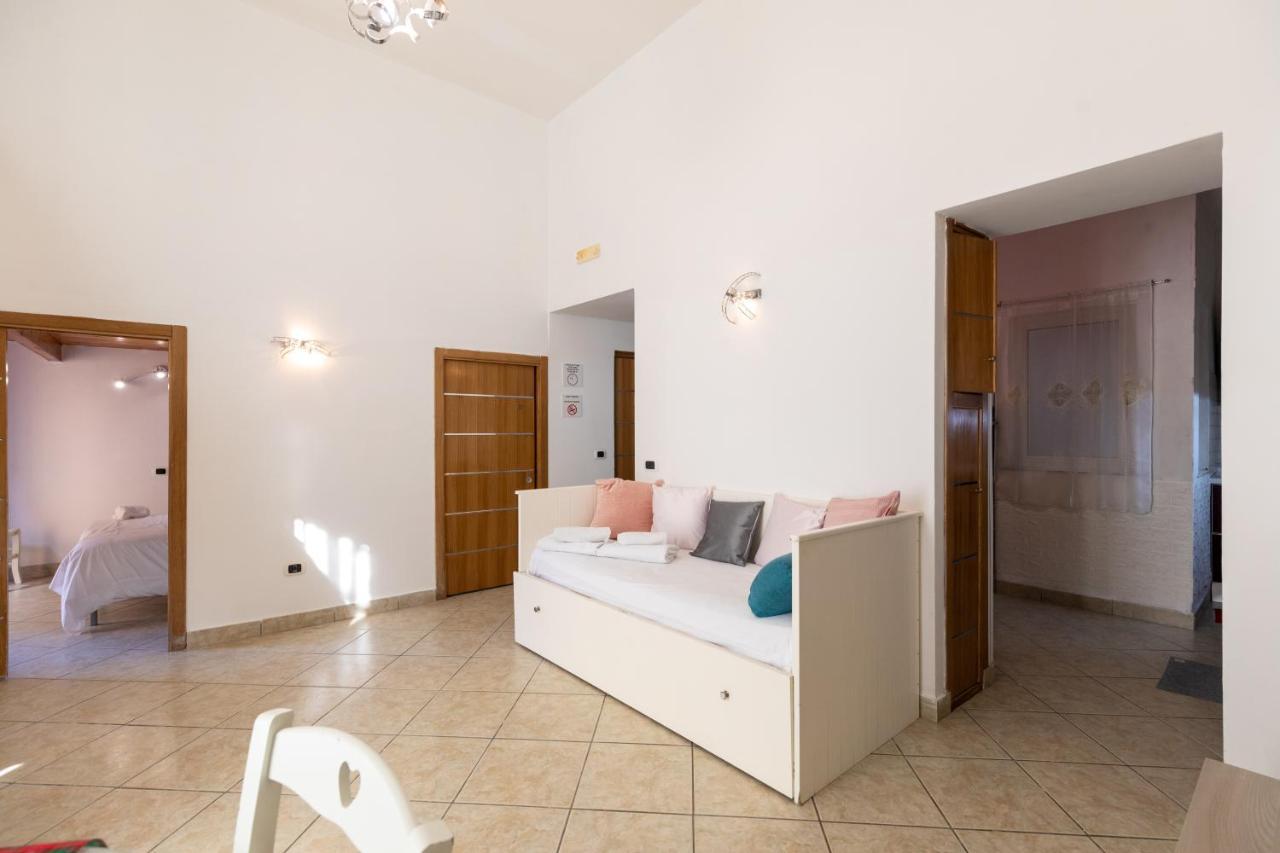 Apartment With Sea View With 2 Lifts Above Montesanto! Naples Extérieur photo