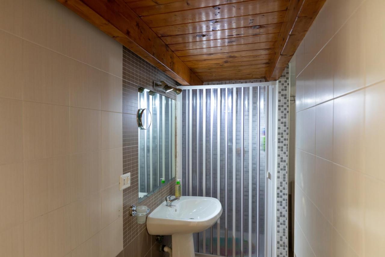 Apartment With Sea View With 2 Lifts Above Montesanto! Naples Extérieur photo