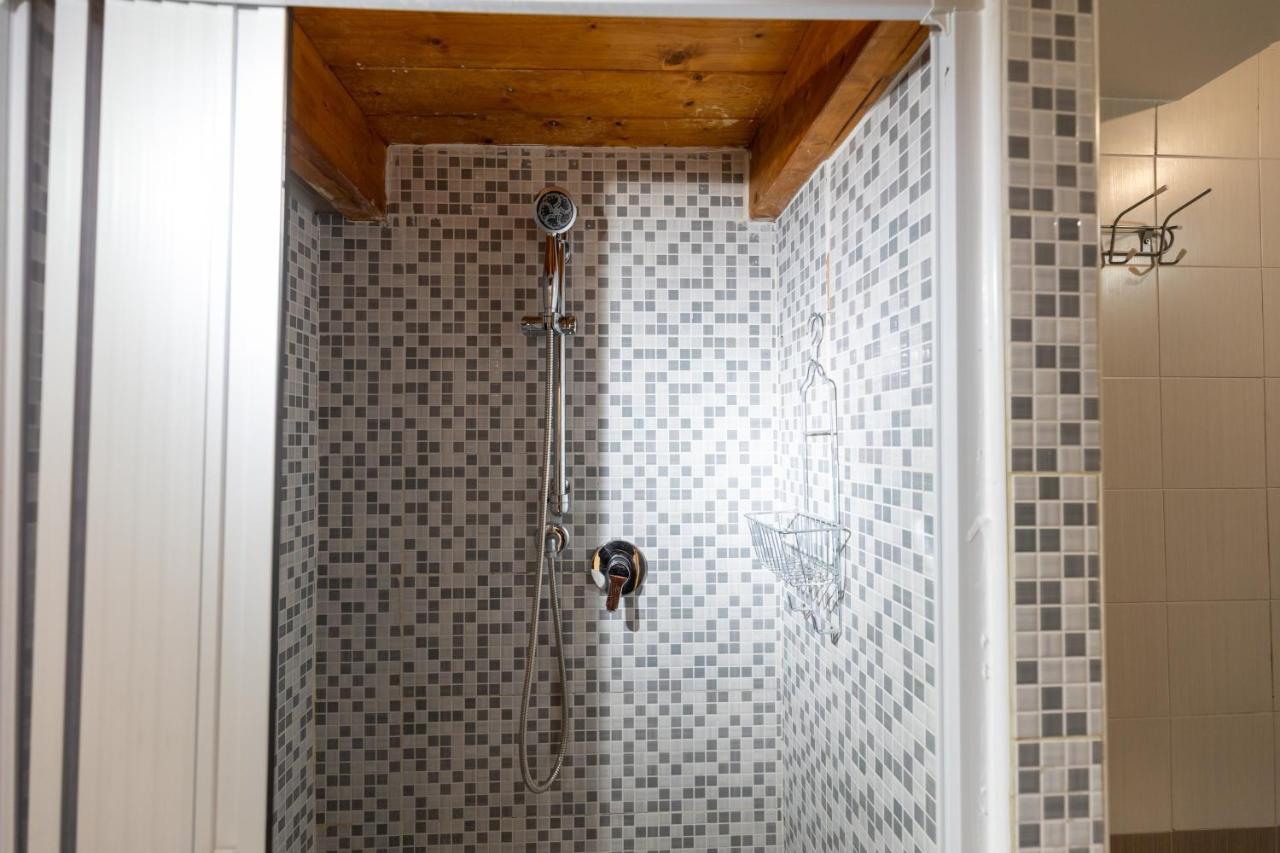 Apartment With Sea View With 2 Lifts Above Montesanto! Naples Extérieur photo