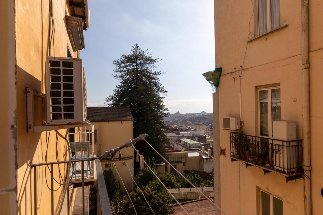Apartment With Sea View With 2 Lifts Above Montesanto! Naples Extérieur photo